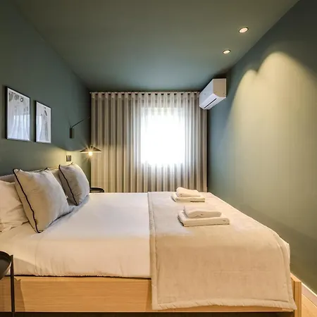 The Flats Ii Apartment